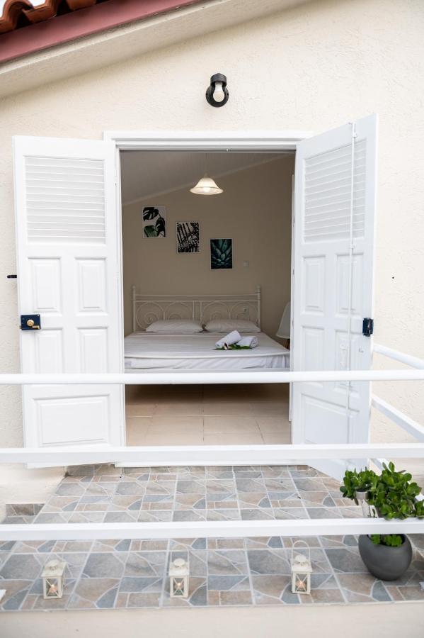 Sea View Residence Nea Kios Eksteriør bilde